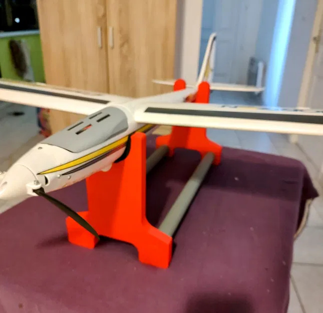 Giá đỡ bàn Conscendo Evolution cho mô hình RC - Image 1