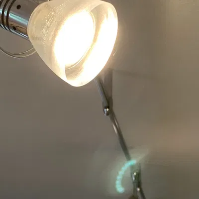 Thay thế chao đèn cho đèn trần cũ