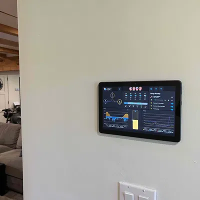 Giá đỡ tường cho máy tính bảng với sạc Magsafe