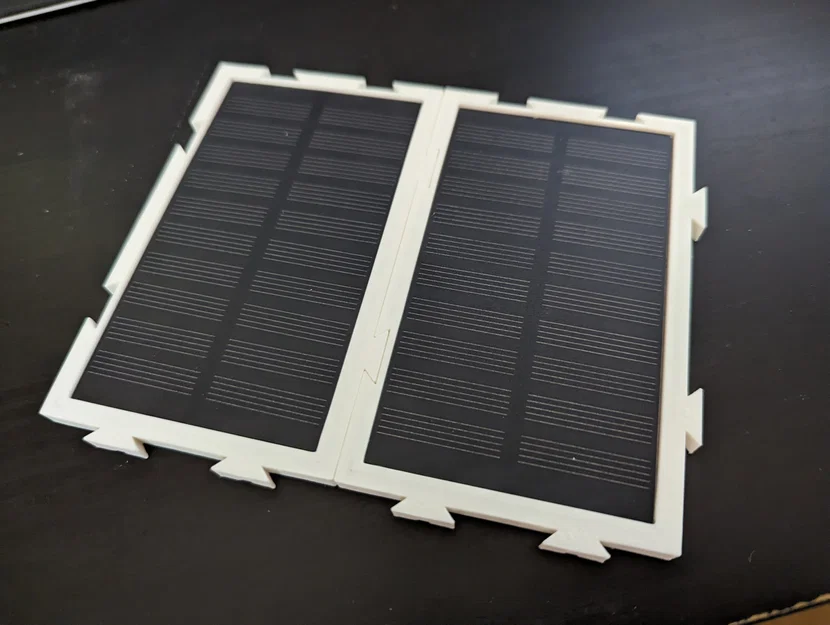Khung pin mặt trời 107mm x 61mm cho dự án DIY - Image 1