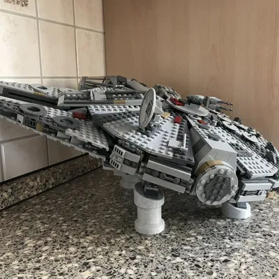 Giá đỡ cho mô hình LEGO Millennium Falcon 75257
