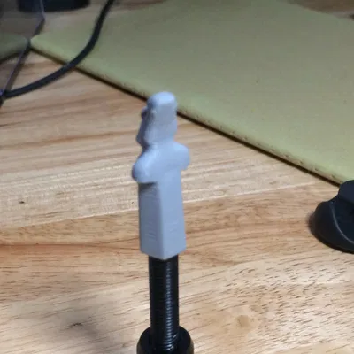 Nắp van Presta hình Moai độc đáo