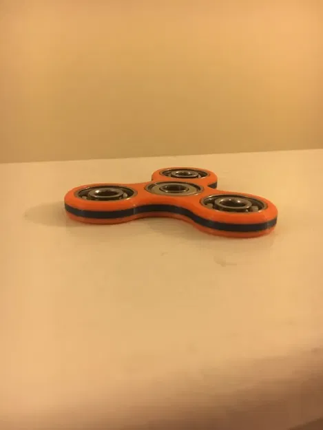 Con quay giảm stress Fidget Spinner - Image 3