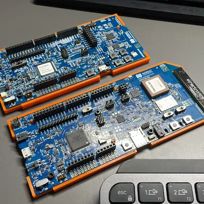 Hộp đựng nRF9160 DK nâng cấp từ nRF52840