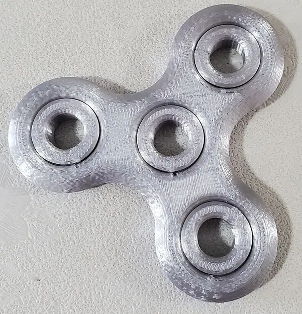 Mô hình spinner với vòng bi in-sẵn - Image 1