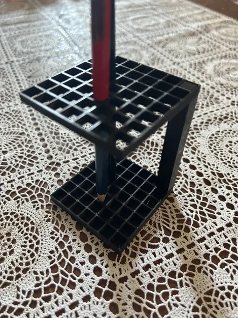 Giá đỡ bút tối giản kiểu dáng chống trọng lực - Image 1