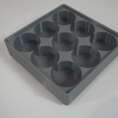 Giá đỡ pin C 9x trong mô-đun Gridfinity 2x2