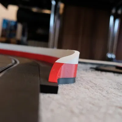 Khu vực an toàn đường đua Carrera với rào chắn 1:32