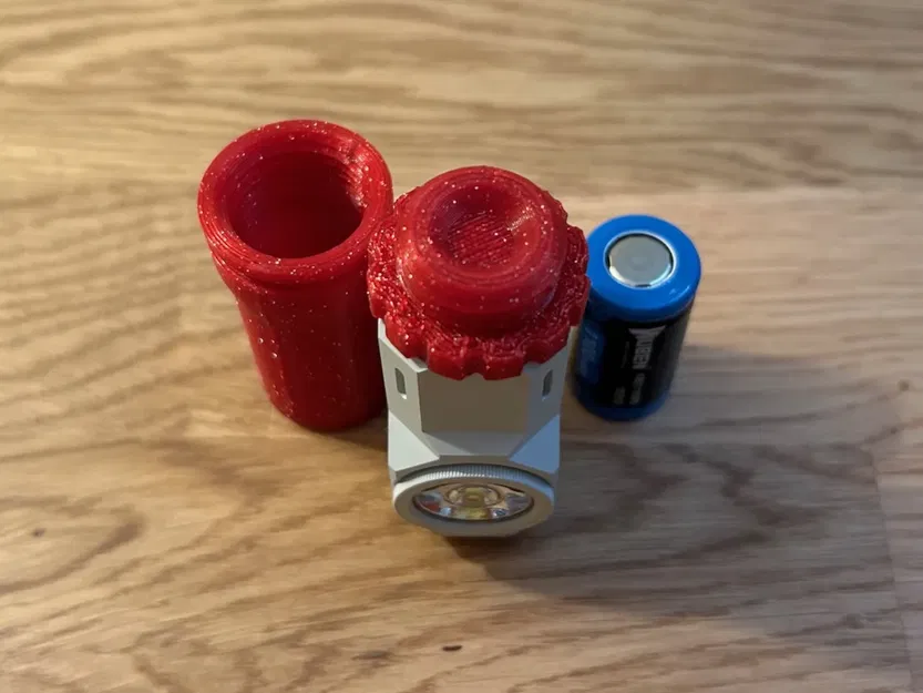 Nắp ống 18350 với công cụ mở pin Wuben X0 - Image 1