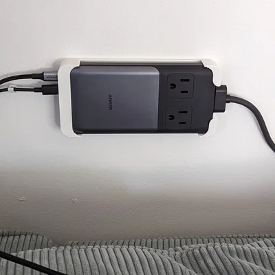 Giá treo tường cho trạm sạc Anker 727