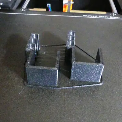 Kẹp dây cho quản lý cáp DRO trên ống thép vuông