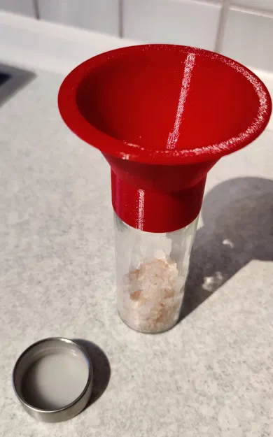 Phễu vặn cho lọ gia vị Ikea ÖRTFYLLD - Image 1