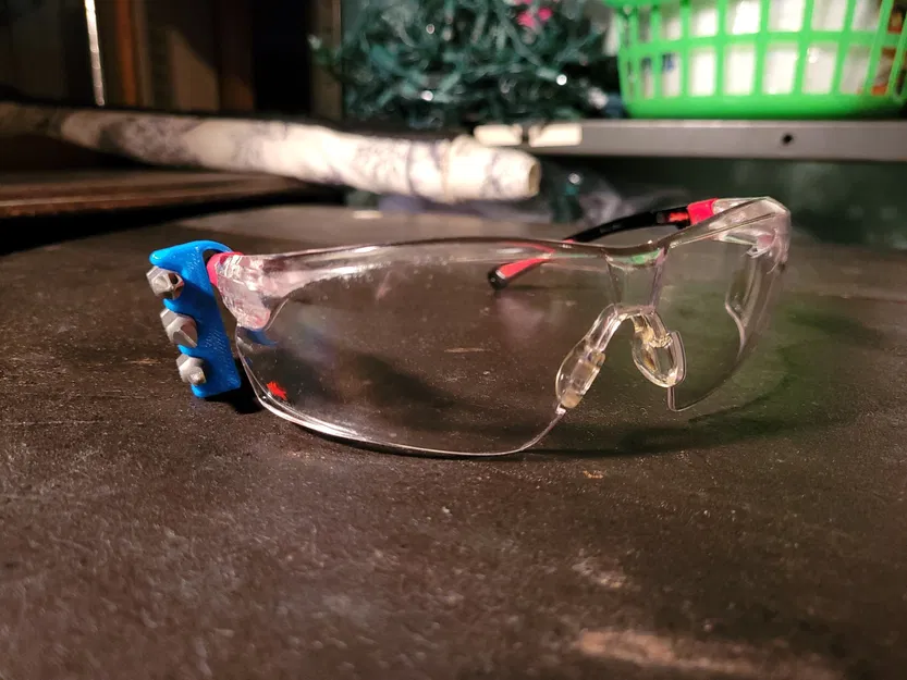 Giá đỡ bit gắn kính bảo hộ an toàn - Image 2