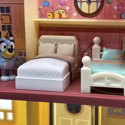 Giường đơn cho ngôi nhà chơi Bluey
