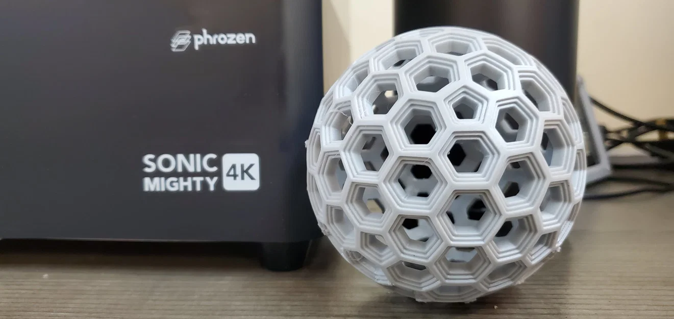 Cầu hình tổ ong in từ Fusion 360 - Image 1