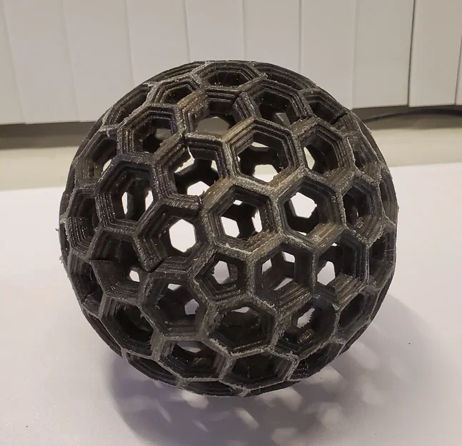 Cầu hình tổ ong in từ Fusion 360 - Image 2