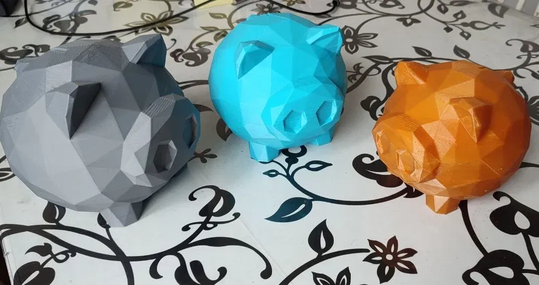 Két heo LowPoly dễ in 3D với thiết kế thông minh - Image 1