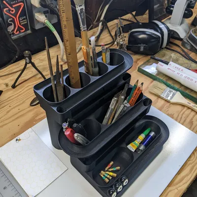 Giá đỡ bàn làm việc Neotoy với thiết kế độc đáo