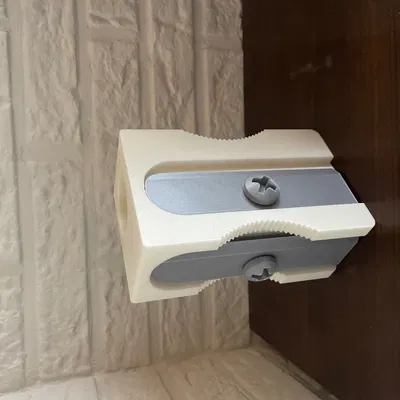 Giá đỡ bút hình dáng gọt bút chì