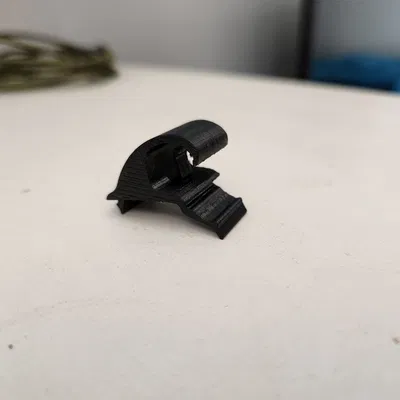 Móc che nắng sau cho Renault Laguna