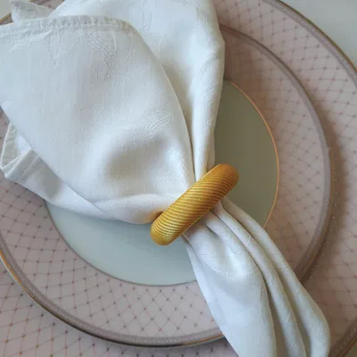 Vòng ăn khăn ăn hình dây thừng