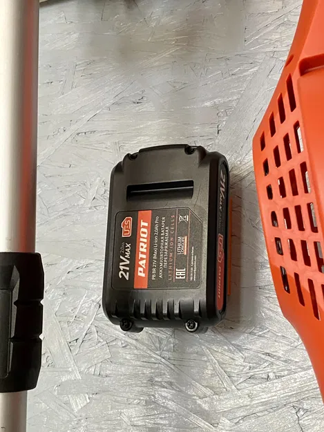 Giá treo pin Patriot UES 21V MAX không cần giá đỡ - Image 5