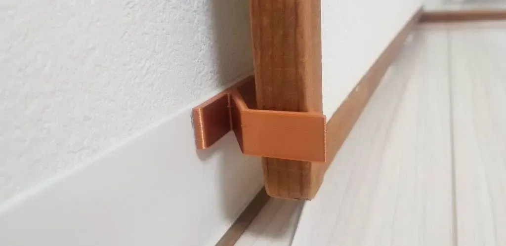 Giá đỡ cửa tùy chỉnh theo thiết kế trên Thingiverse - Image 1