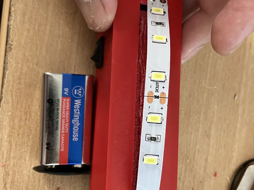 Đèn bóng rổ "Ilusion" với thiết kế độc đáo từ nhựa resin - Image 3