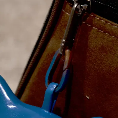 Đầu quái vật trên ba lô của Ellie trong The Last of Us