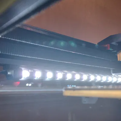 Giá đỡ dải đèn RGB từ tính 90 độ cho profile nhôm 4020