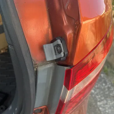 DStop cốp sau cho LADA Vesta SW Cross 2019