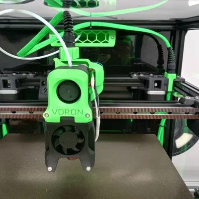 Bộ che dây Voron Trident với bộ chuyển đổi PG7