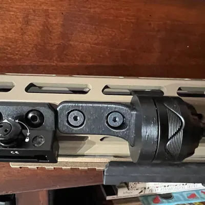 Công tắc áp lực OLight cho đèn pin và giá đỡ an toàn