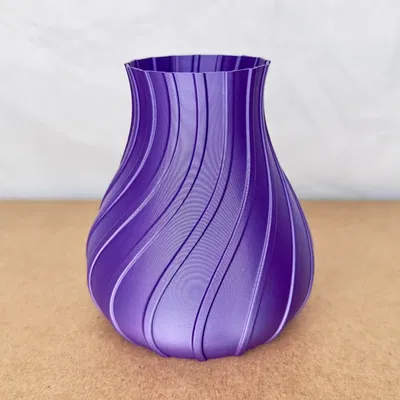 Bình hoa xoắn ốc 04