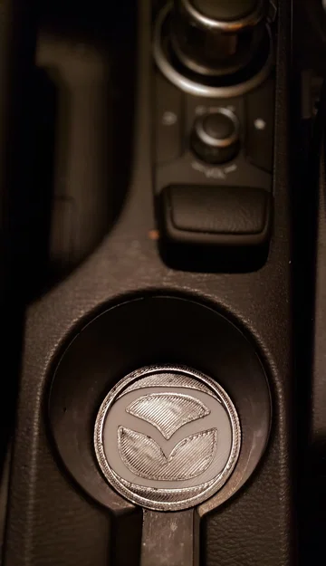 Đế lót ly cho xe Mazda - Image 1