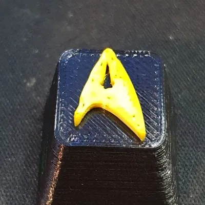 Núm bàn phím Star Trek in màu đen và vàng