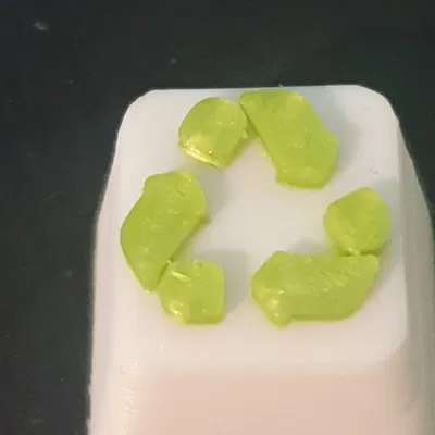 Nút phím tái chế in màu trắng và xanh