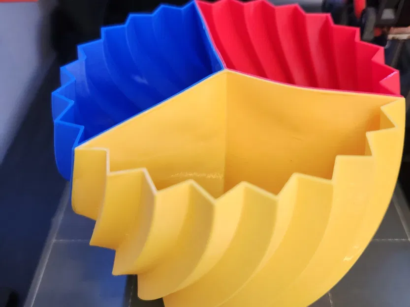 Giá đỡ tổ chức xoắn với nhiều ngăn - Image 1