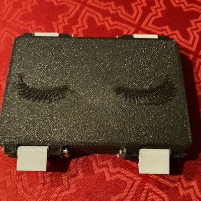 Hộp đựng 4 cặp mi giả thời trang