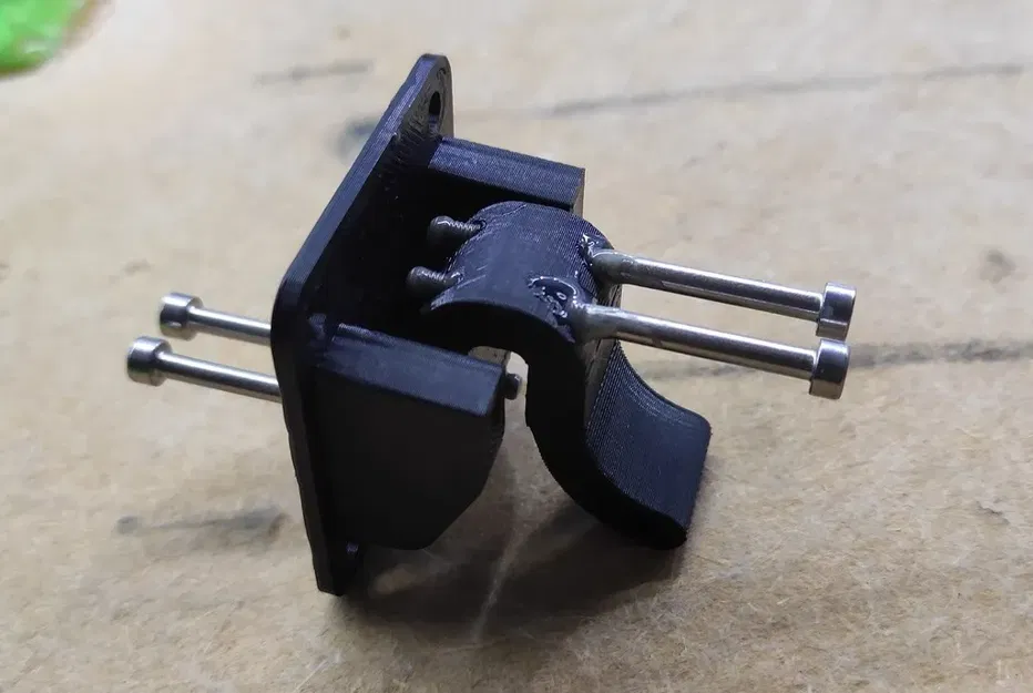 Cái kẹp panel phía sau ghế trước Audi A4 B6 - Image 4