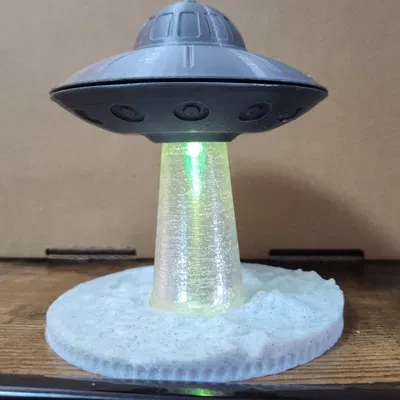 ĐÈN TRÀ ĐIỆN UFO CÓ TIA HÚT - MÔ HÌNH ĐƯỢC THAY ĐỔI