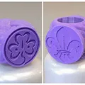 Vòng khăn cổ Wagggs Scout với biểu tượng fleur-de-lis và trefoil - Thumbnail 1