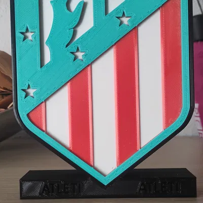 Đèn Atletico de Madrid trang trí phòng ngủ