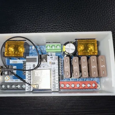 Hộp chứa điều khiển QuinLED DigQuad v3 cho máy in 3D