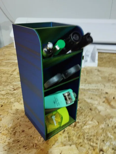 Giá đỡ bút sáng tạo cho bàn làm việc - Image 1