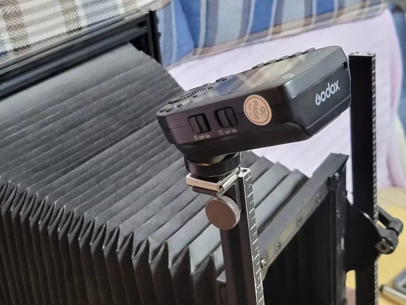 Giá đỡ đèn flash ECO810 bằng kim loại - Image 1