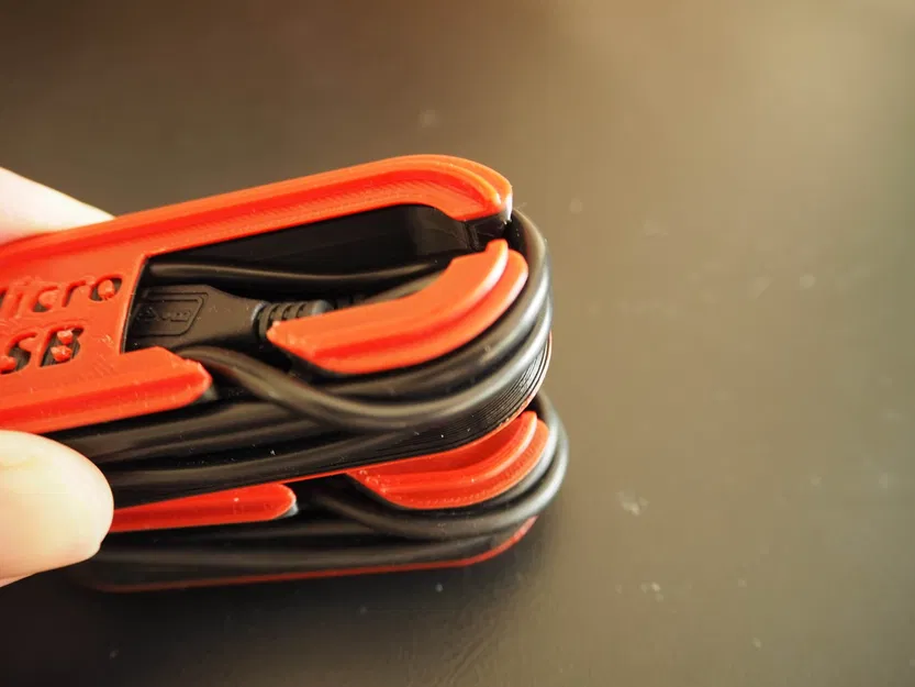 Giá đỡ dây cáp tiện lợi cho không gian làm việc - Image 5