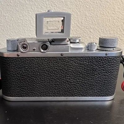 Kính ngắm cho máy ảnh Leica iiia năm 1939