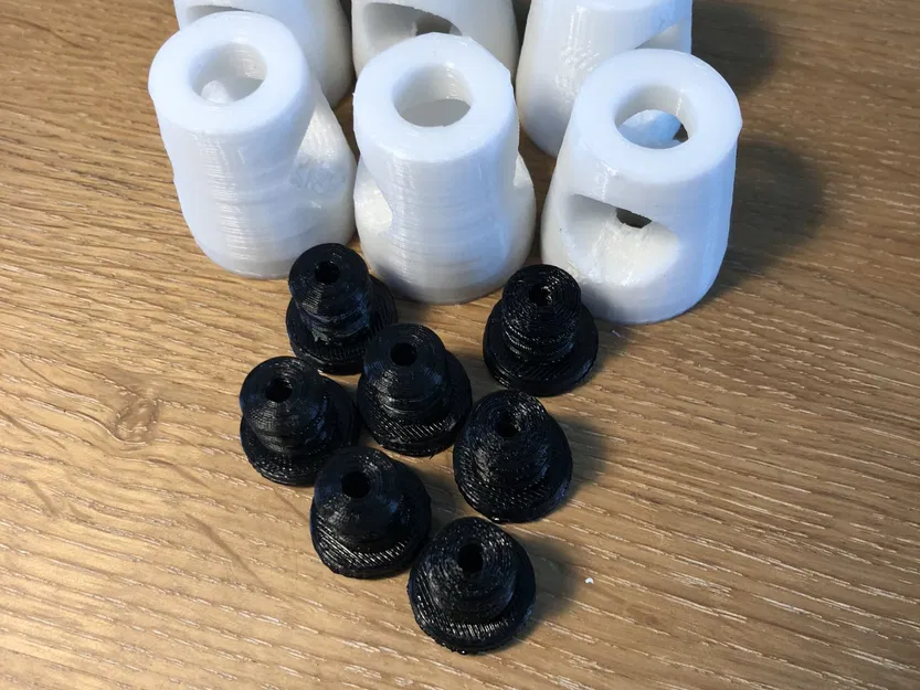 Thay thế giá đỡ chân ghế đẩu bị hỏng - Image 1