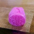 Vòng khăn quàng cổ VCP Wagggs với biểu tượng fleur de lis và tre... - Thumbnail 10